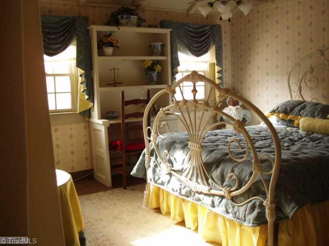 763 Gray Road Lexington, NC 27292 - Photo 10 of 15 2nd Bedroom.