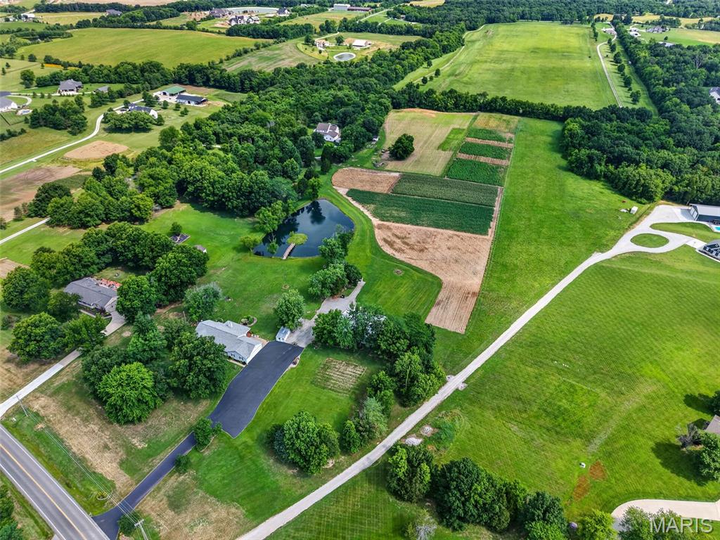 4075 Hwy D Defiance, MO 63341 - Photo 81 of 87