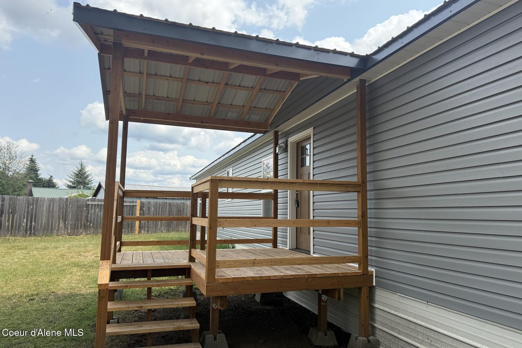 10734 North Benoit Street Hayden, ID 83835 - Photo 3 of 21 New Covered Porch