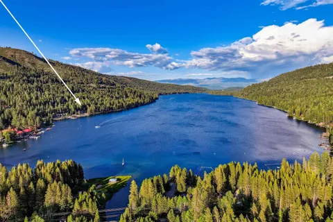 $799,000 | 15462 Donner Pass Road, Unit 30, Truckee, CA 96161