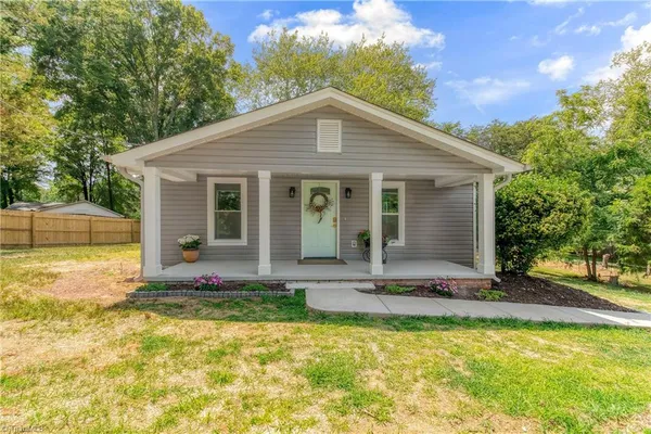 $238,000 | 307 Wayside Drive, Winston-Salem, NC 27107