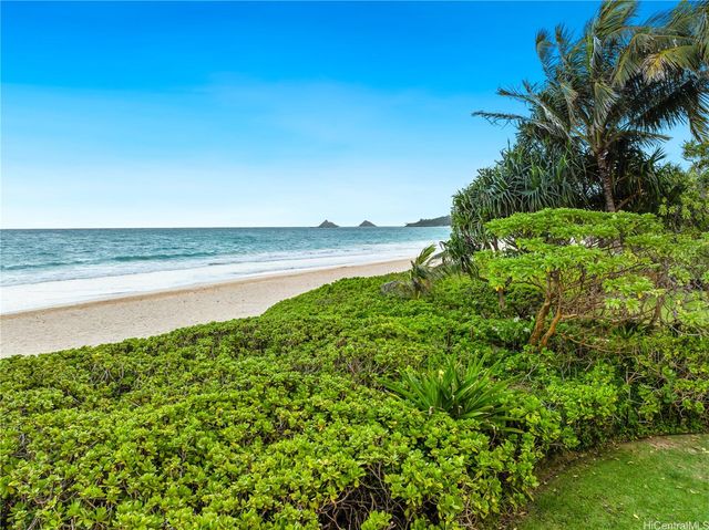 a view of yard with ocean view