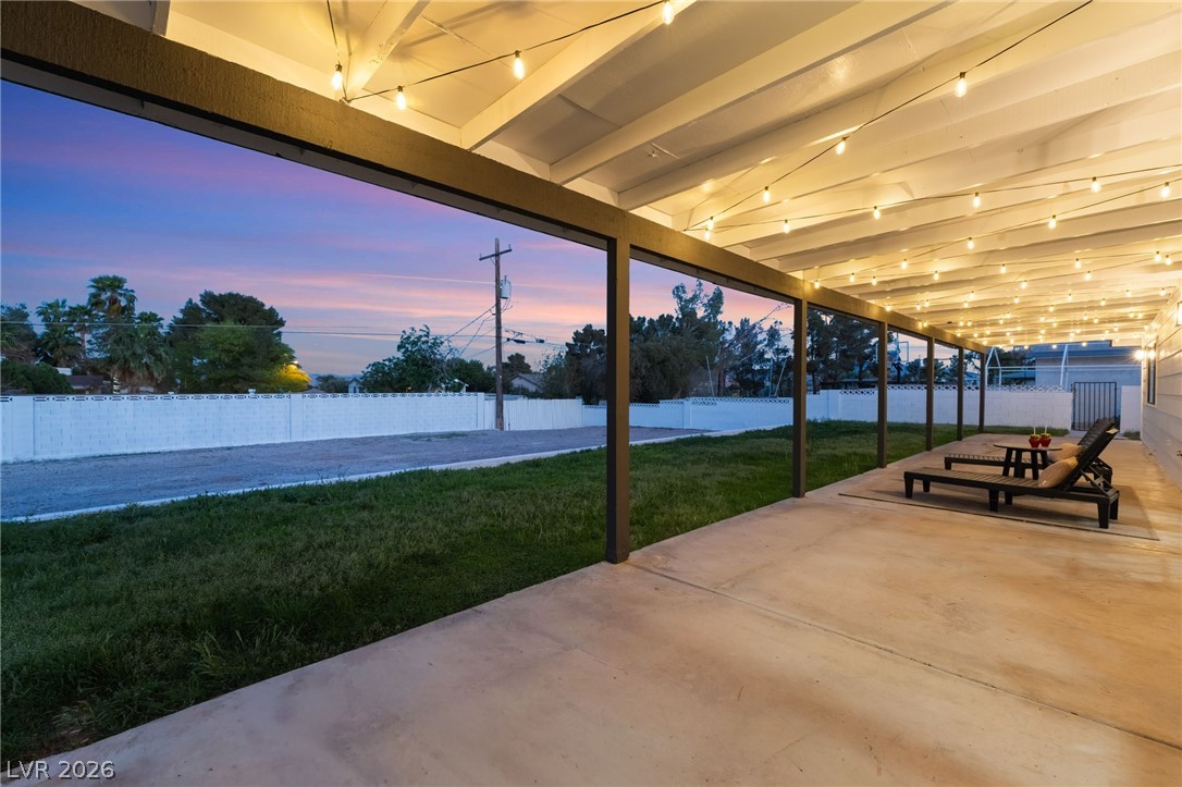 5574 South Mojave Road Las Vegas, NV 89120 - Photo 13 of 73