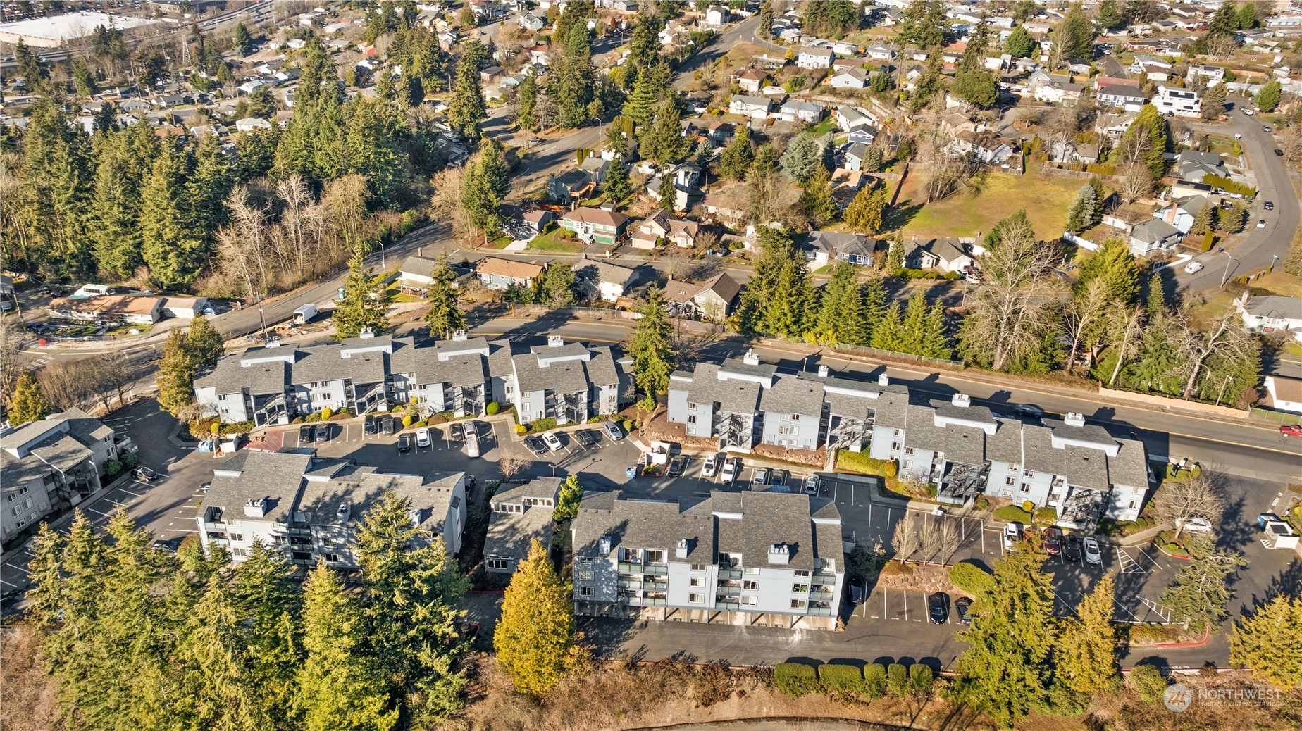 2601 Northeast 4th Street, Unit 611 Renton, WA 98056 - Photo 32 of 36 Gallery Image 32