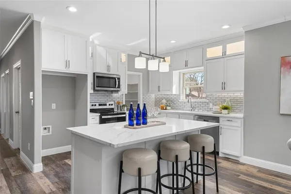 $399,000 | 639 Legendary Lane, Gun Barrel City, TX 75156