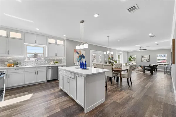 $399,000 | 639 Legendary Lane, Gun Barrel City, TX 75156