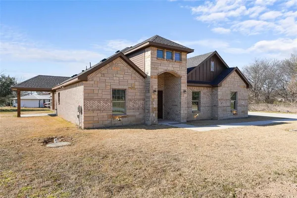 $399,000 | 639 Legendary Lane, Gun Barrel City, TX 75156