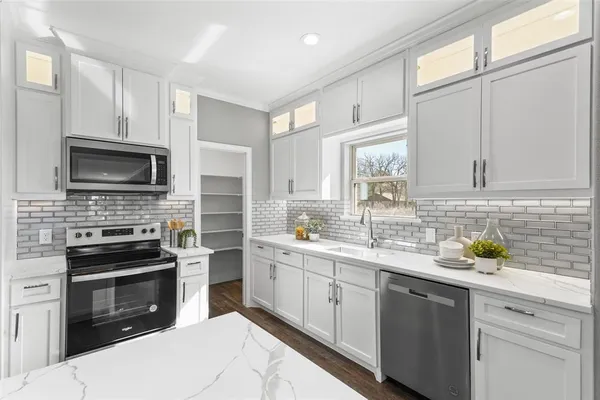 $399,000 | 639 Legendary Lane, Gun Barrel City, TX 75156