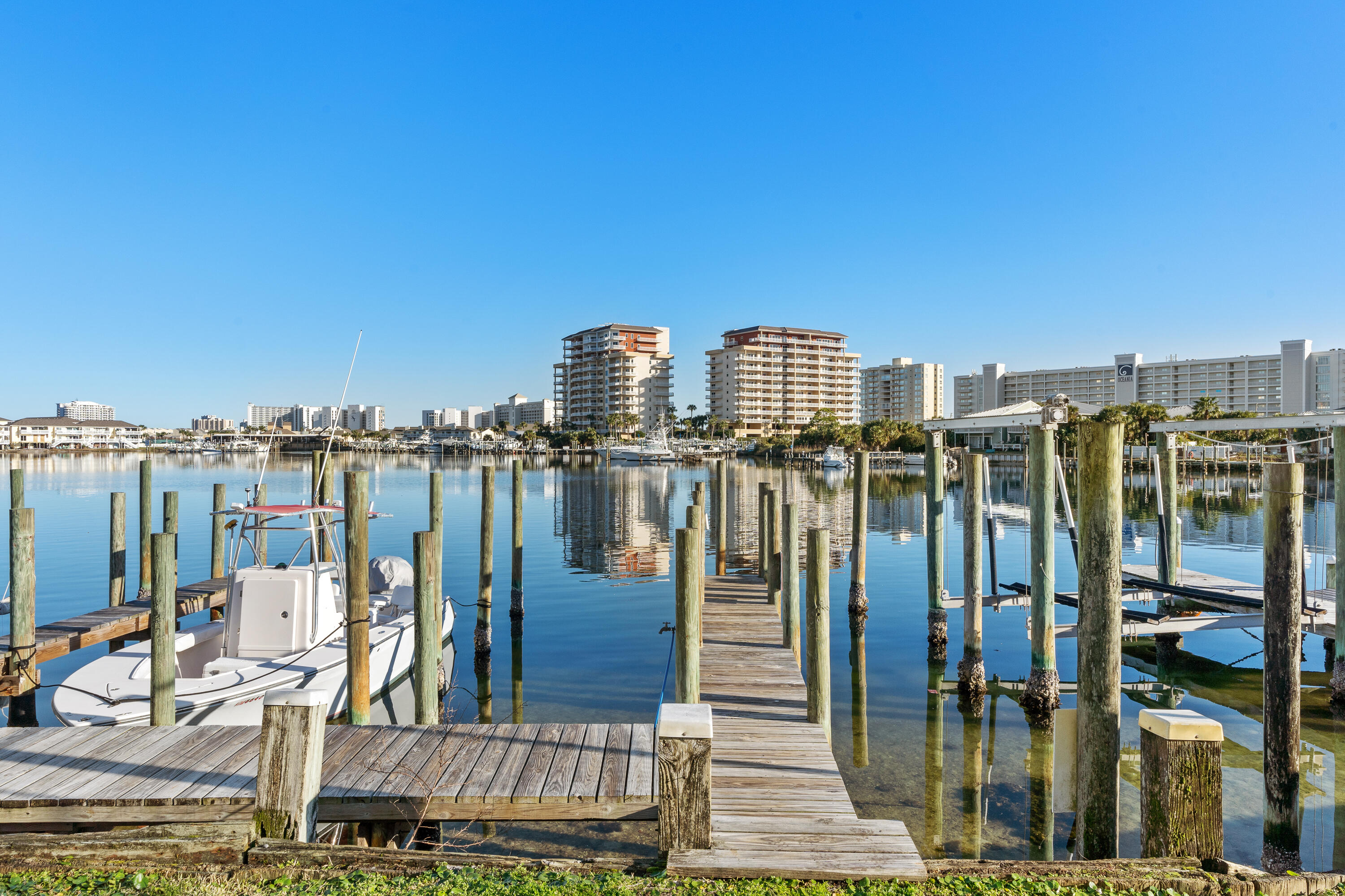 22 Moreno Point Road, Unit 6 Destin, FL 32541 - Photo 45 of 46 042-22MorenoPointRoad6-6-Destin-FL-32541
