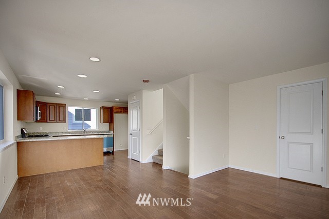 1153 North 92nd Street Seattle, WA 98103 - Photo 6 of 8