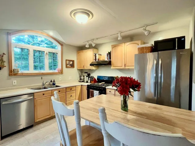 $359,000 | 257 Partridge Road, Guilford, VT 05301