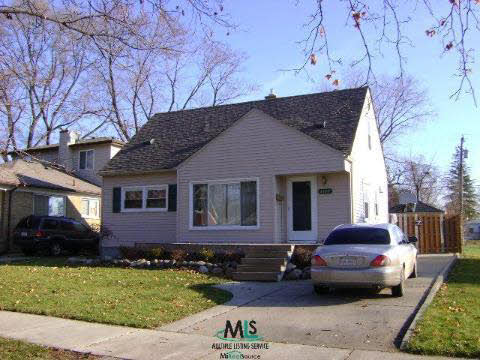 4100 Durham Road Royal Oak, MI 48073 - Photo 2 of 8 916527-1.JPG