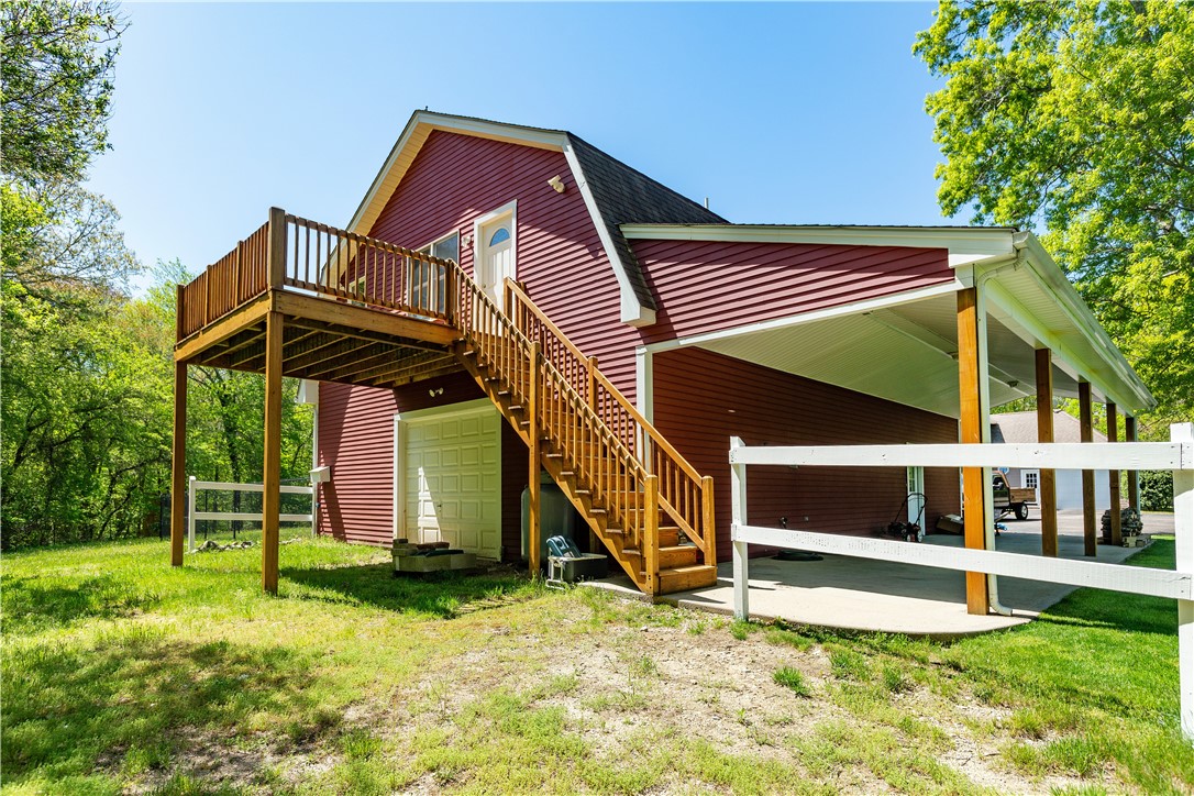 41 Edie's Lane Exeter, RI 02822 - Photo 44 of 50 exterior Barn Suite 2nd access point