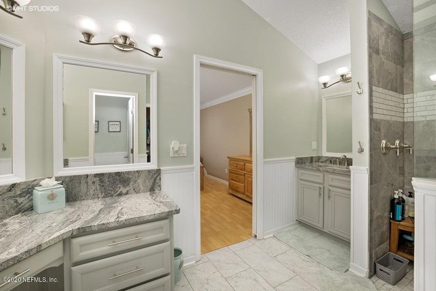 9253 Old Plank Road Jacksonville, FL 32220 - Photo 17 of 30 Master Bath