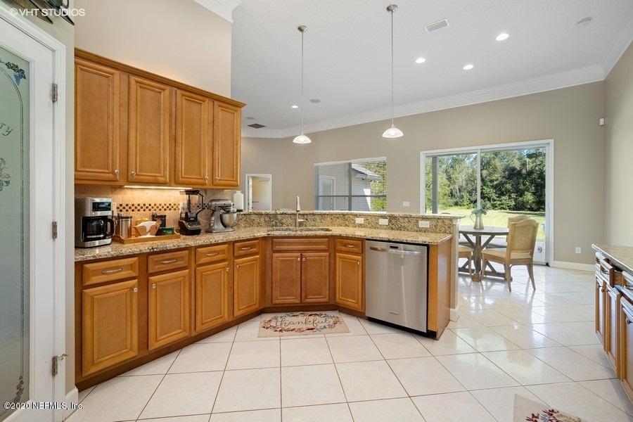 9253 Old Plank Road Jacksonville, FL 32220 - Photo 9 of 30 Kitchen