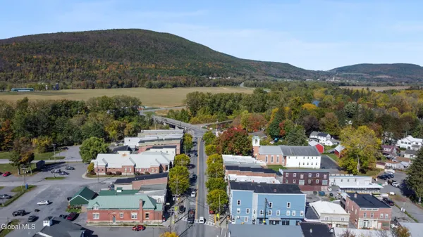 $82,500 | 319 Main Street, Middleburgh, NY 12122