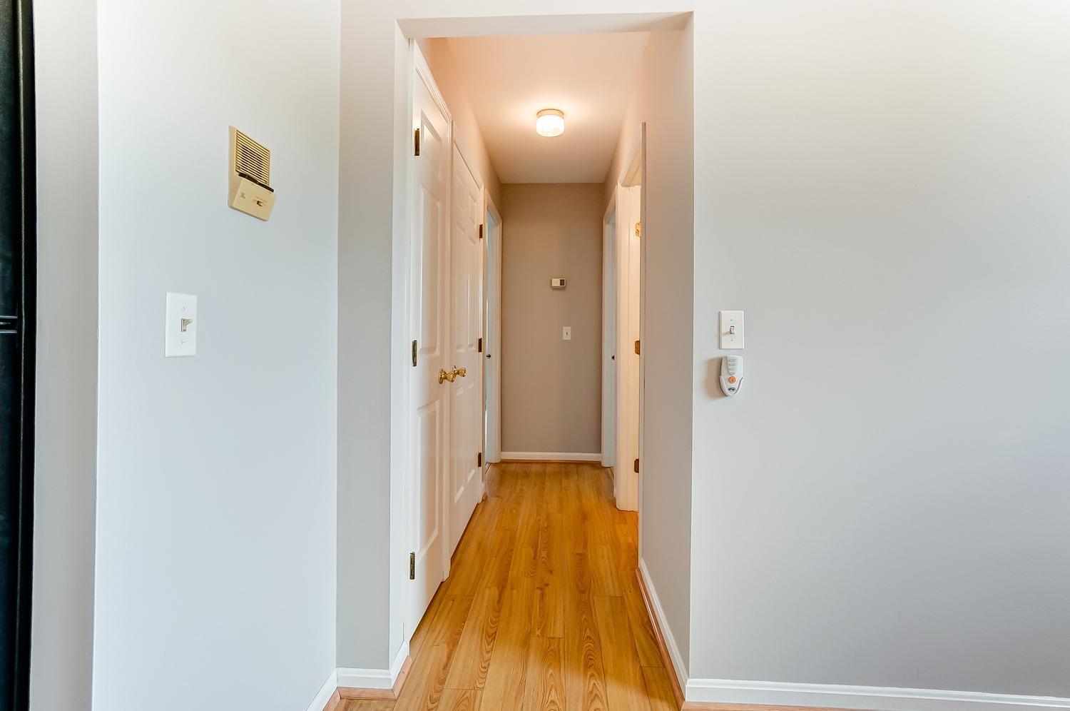 5340 Werk Road, Unit 8 Cincinnati, OH 45248 - Photo 17 of 33 Gallery Image 17