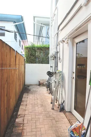 $4,700 | 7312 Gary Avenue, Unit 7312, Miami Beach, FL 33141