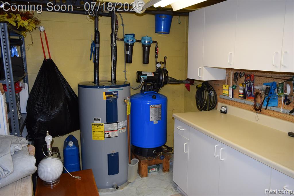 12263 Coldwater Road Flushing, MI 48433 - Photo 36 of 57