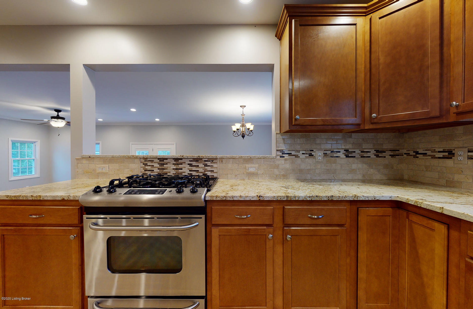 4027 Gloucester Road Louisville, KY 40207 - Photo 8 of 68 4027-Gloucester-Rd-0008