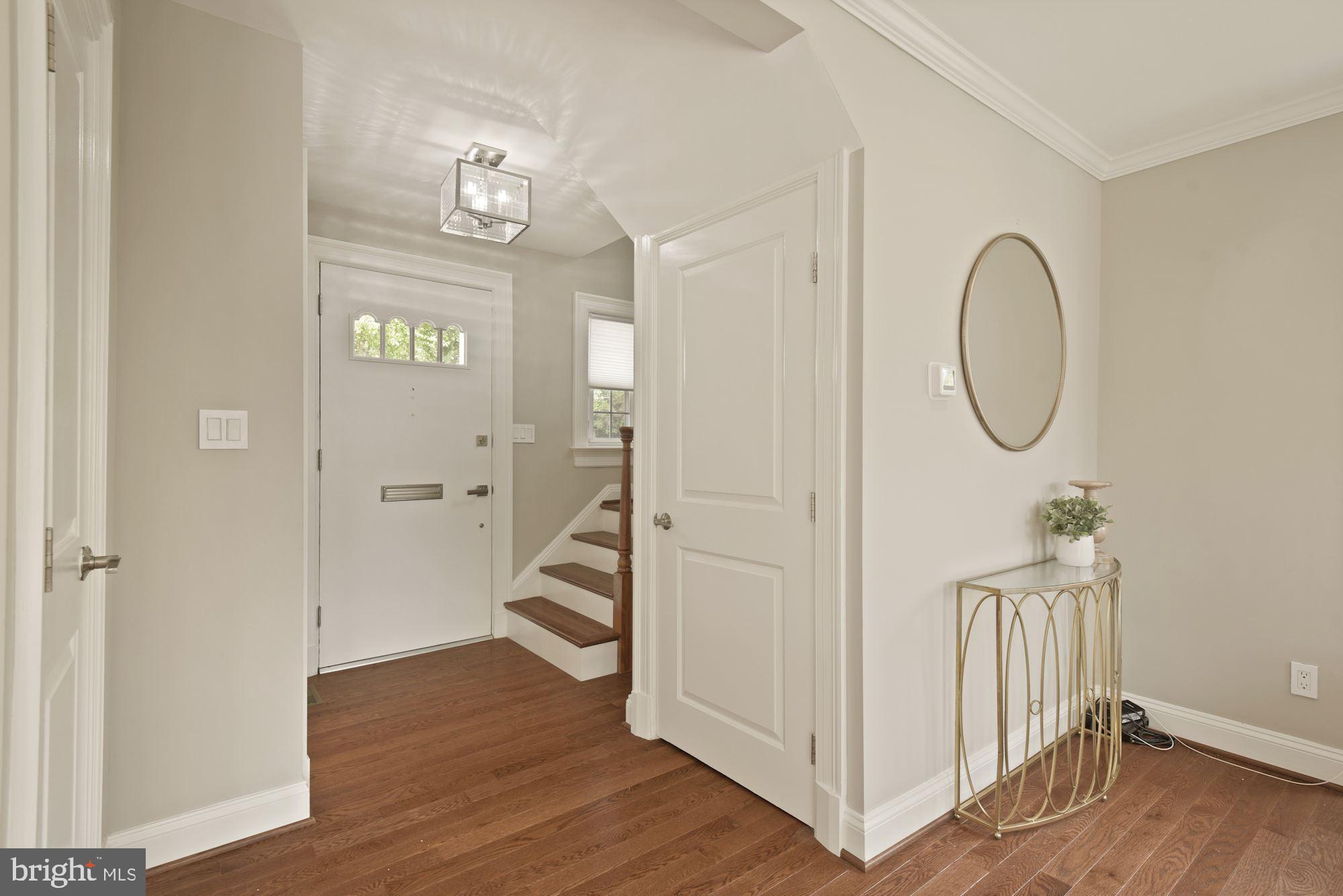 2503 Chain Bridge Road Northwest Washington, DC 20016 - Photo 7 of 40
