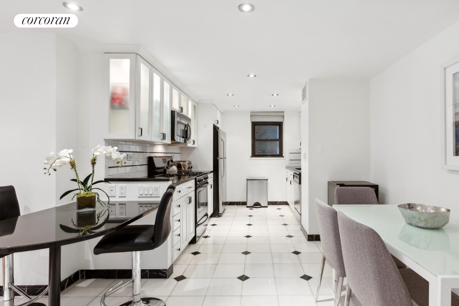 225 East 57th Street, Unit 9C Manhattan, NY 10022 - Photo 3 of 6