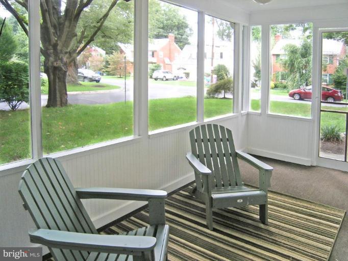 8500 Mayfair Place Silver Spring, MD 20910 - Photo 13 of 15 Porch