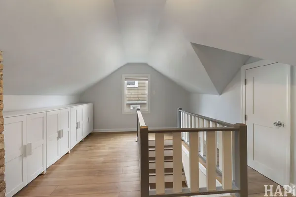 $3,400 | 115 North Hager Avenue, Barrington, IL 60010