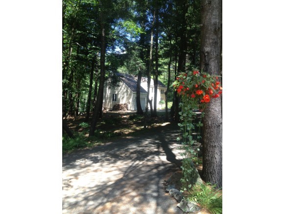 60 Deer Path Lane Hartford, VT 05059 - Photo 3 of 25 Gallery Image 3