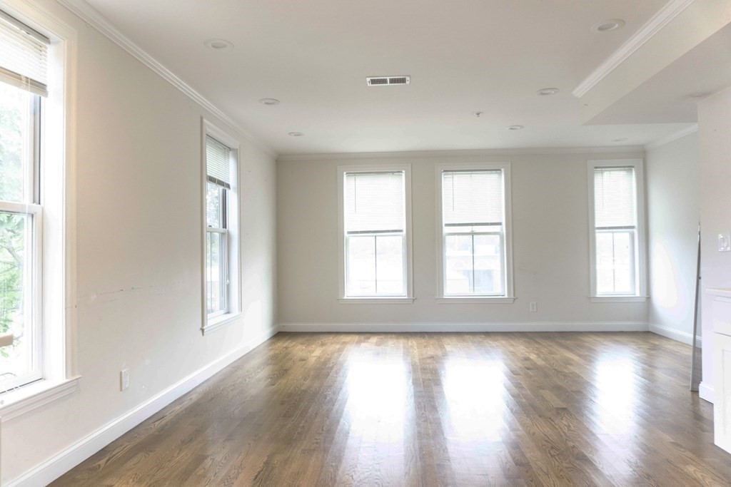 2747 Washington Street Boston, MA 02119 - Photo 4 of 22