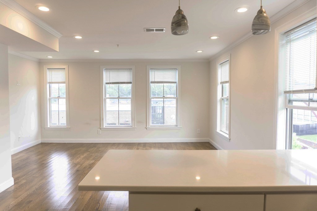 2747 Washington Street Boston, MA 02119 - Photo 9 of 22