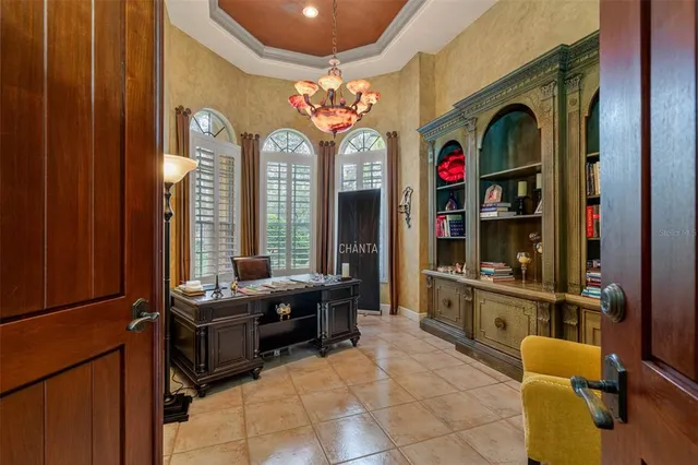 $1,375,000 | 531 Isleworth Cl, Tarpon Springs, FL 34688