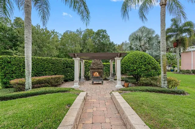 $1,375,000 | 531 Isleworth Cl, Tarpon Springs, FL 34688