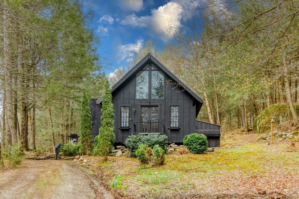 131 East River Road Middlefield, MA 01050 - Photo 1 of 36 Gallery Image 1