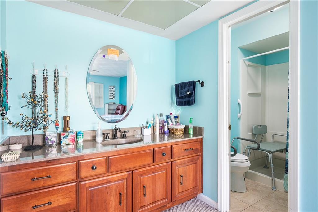 607 Canyon Road Indianapolis, IN 46217 - Photo 18 of 24 Gallery Image 18