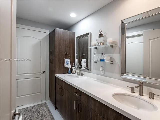 $11,000 | 3415 North Ocean Drive, Unit 605, Hollywood, FL 33019