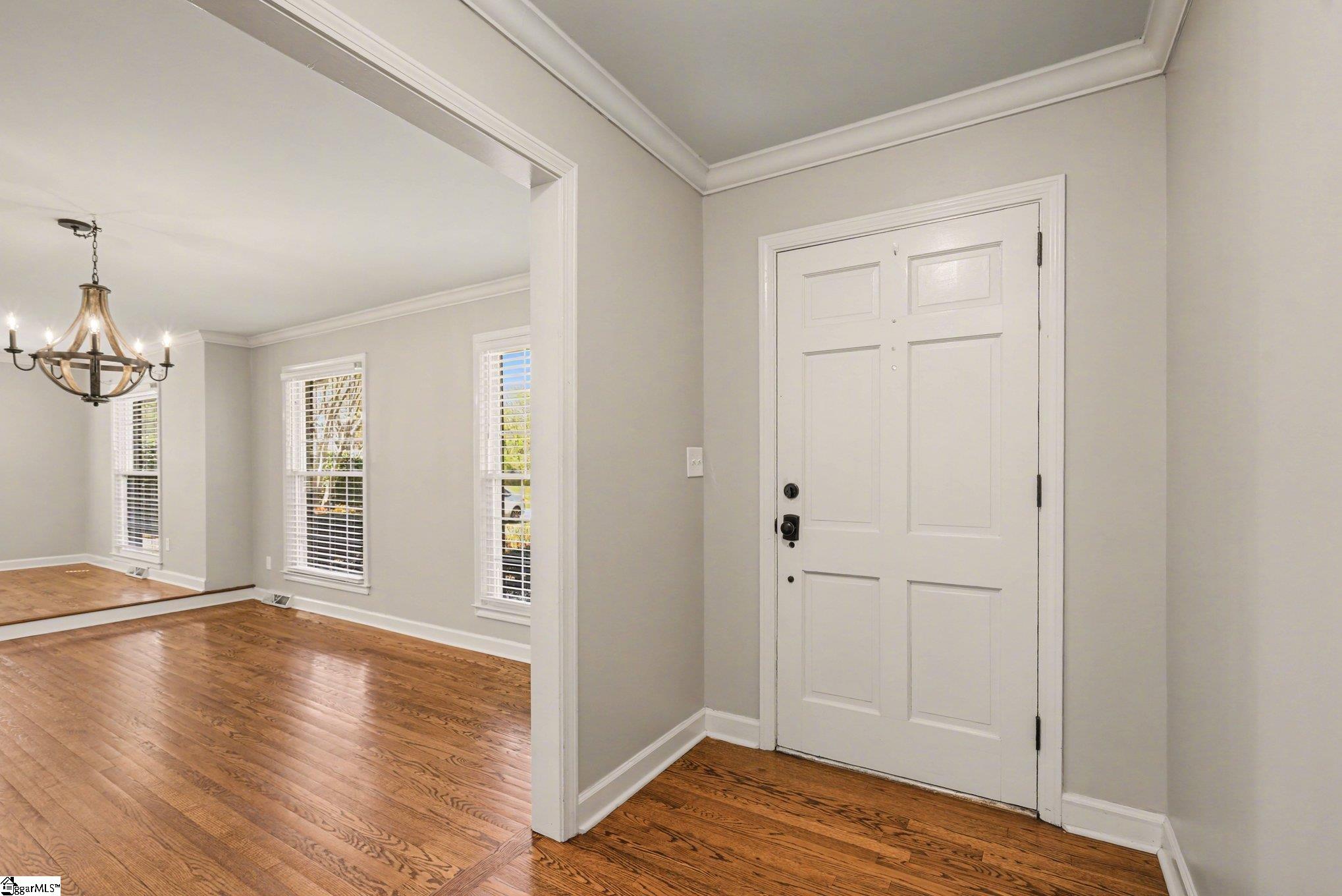 124 Colvin Road Greenville, SC 29615 - Photo 17 of 35