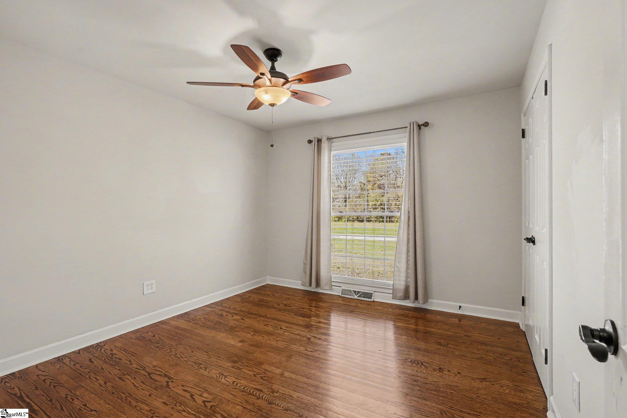 124 Colvin Road Greenville, SC 29615 - Photo 25 of 35