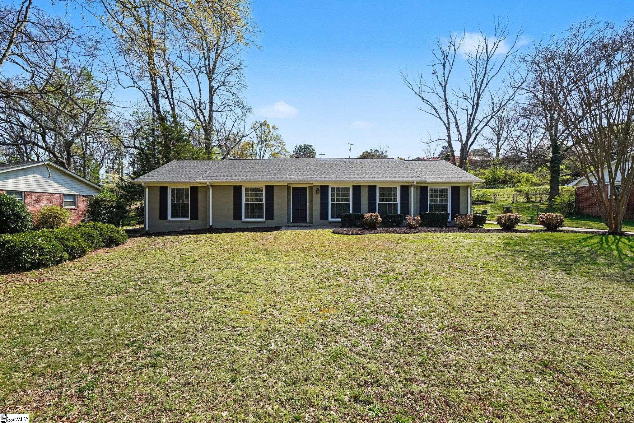 124 Colvin Road Greenville, SC 29615 - Photo 3 of 35