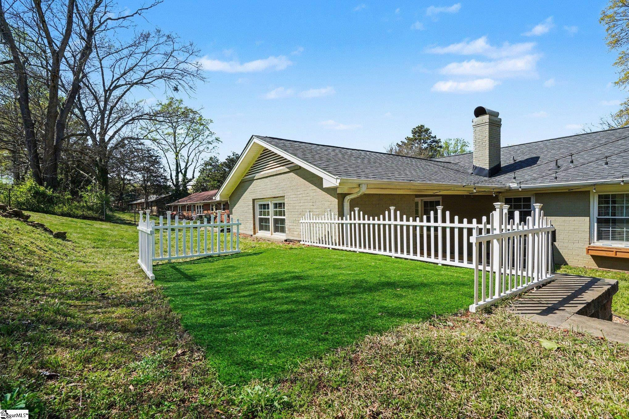 124 Colvin Road Greenville, SC 29615 - Photo 33 of 35