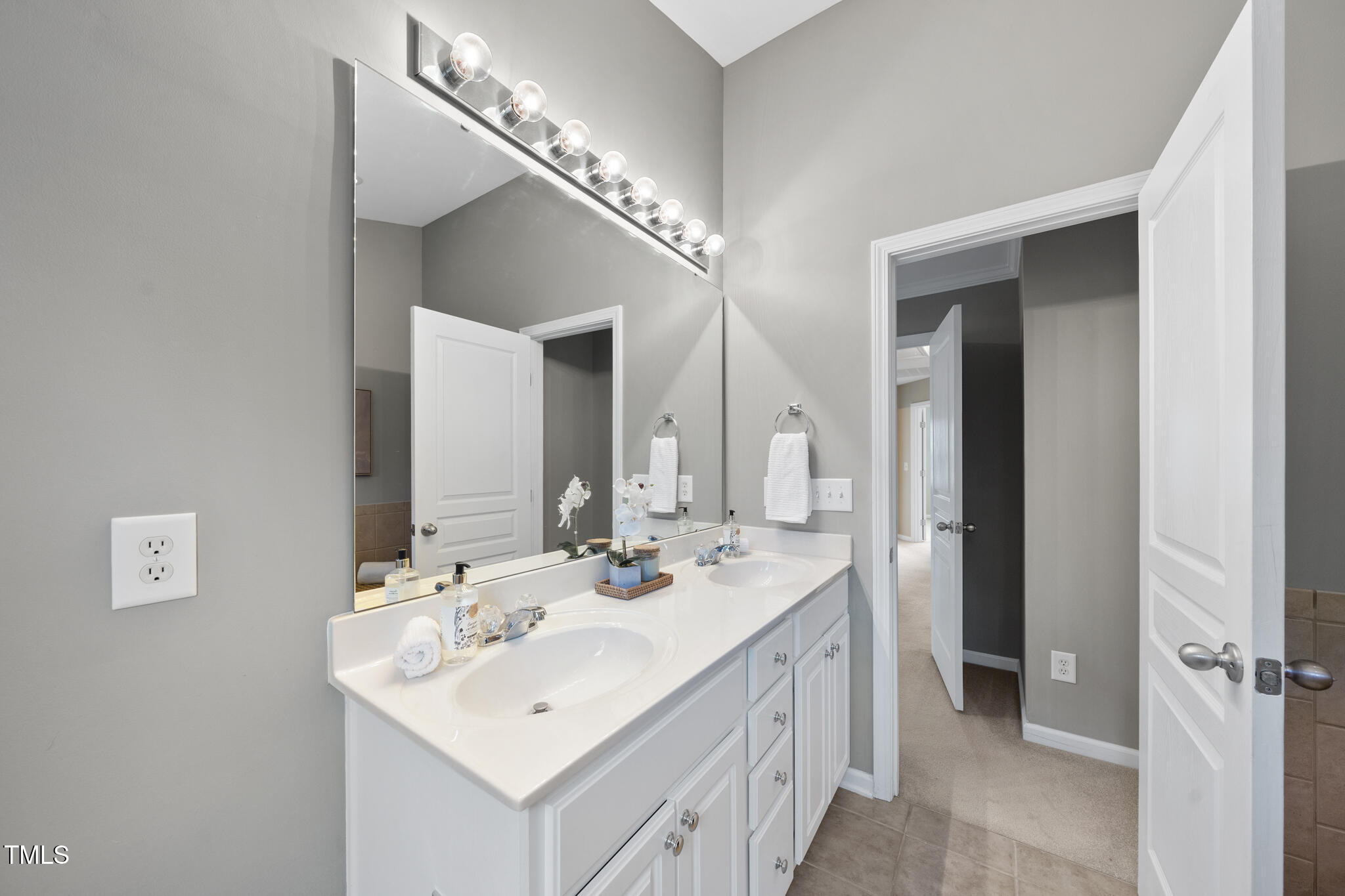 5006 Celtic Court Raleigh, NC 27612 - Photo 17 of 28 DSC06314