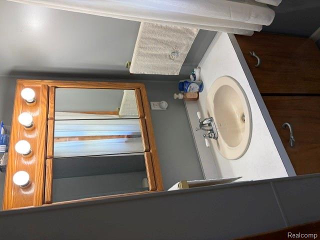 4815 Loree Road Deckerville, MI 48427 - Photo 31 of 44