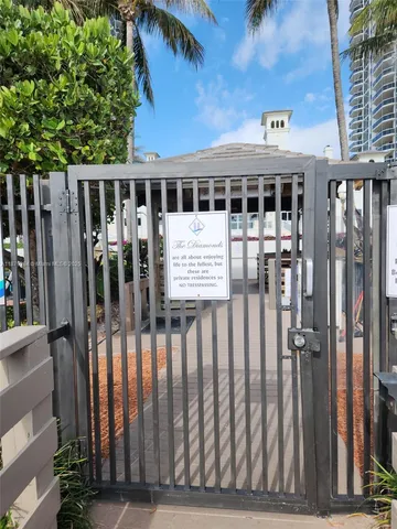 $2,120,000 | Millionaire's Row, Miami Beach, FL 33140