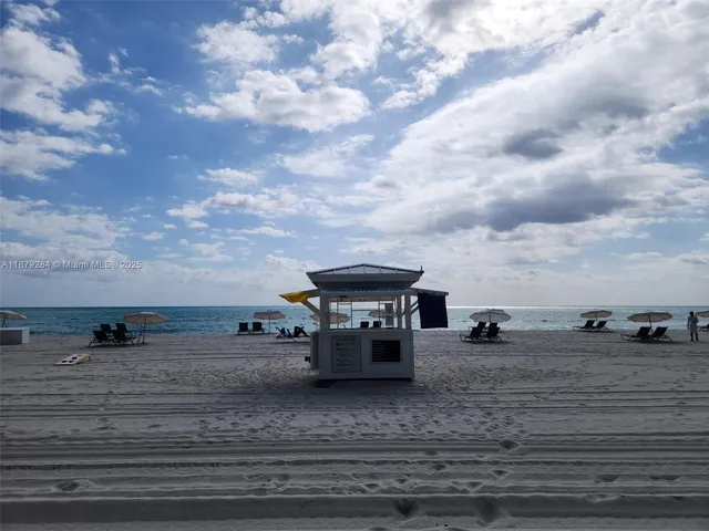 $2,120,000 | Millionaire's Row, Miami Beach, FL 33140
