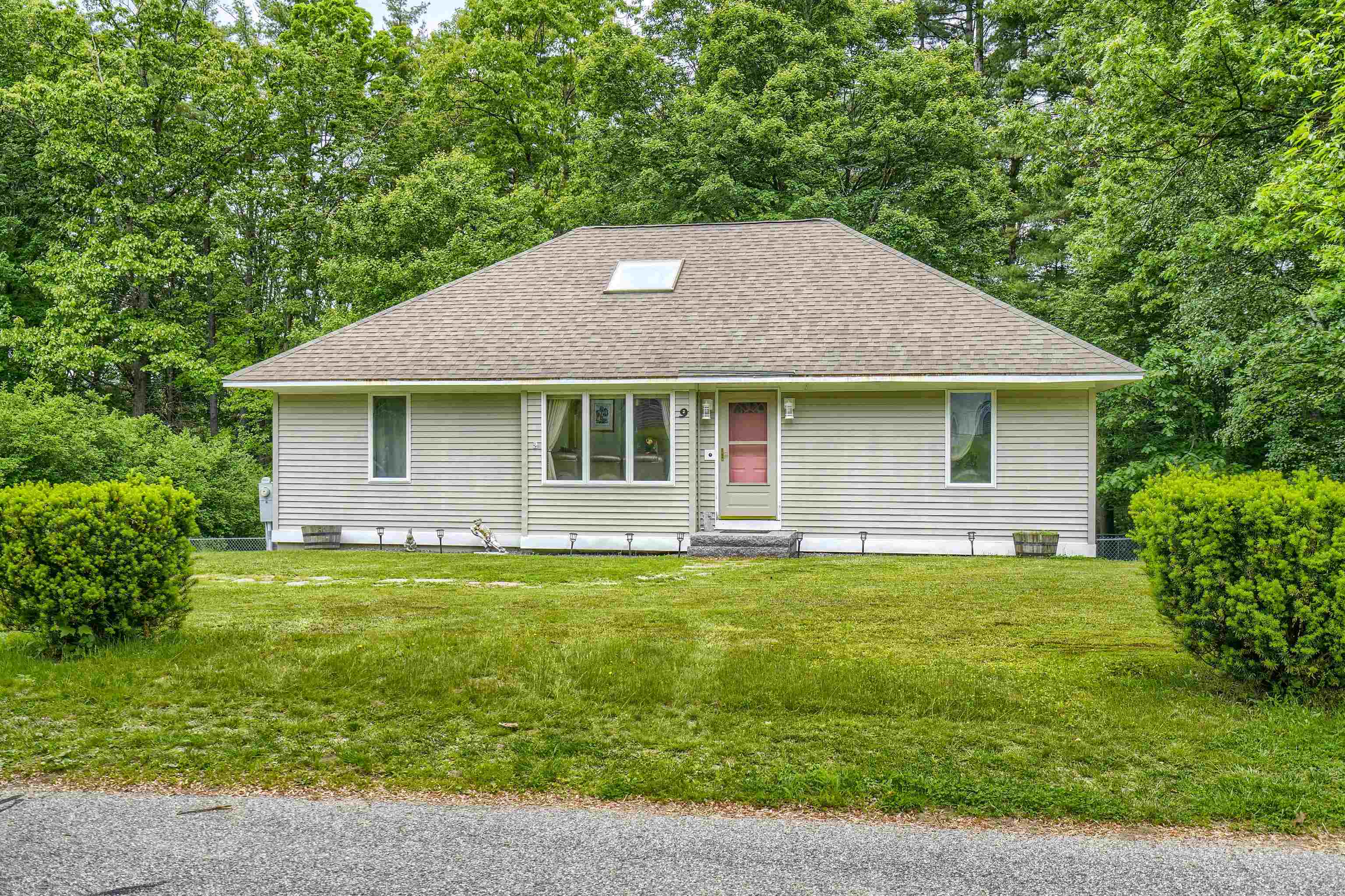 9 Stillwater Circle Rochester, NH 03839 - Photo 28 of 30