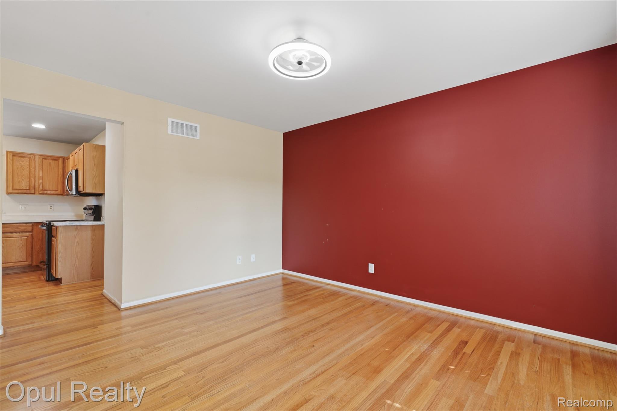 4530 Pond Run Canton, MI 48188 - Photo 7 of 43 4530 pond run-7.jpg