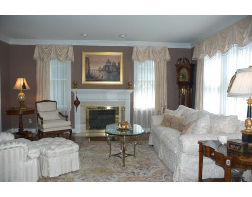 5 Merrall Road Dedham, MA 02026 - Photo 4 of 23 Gallery Image 4