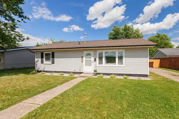 $160,000 | 1127 Division Street, Adrian, MI 49221