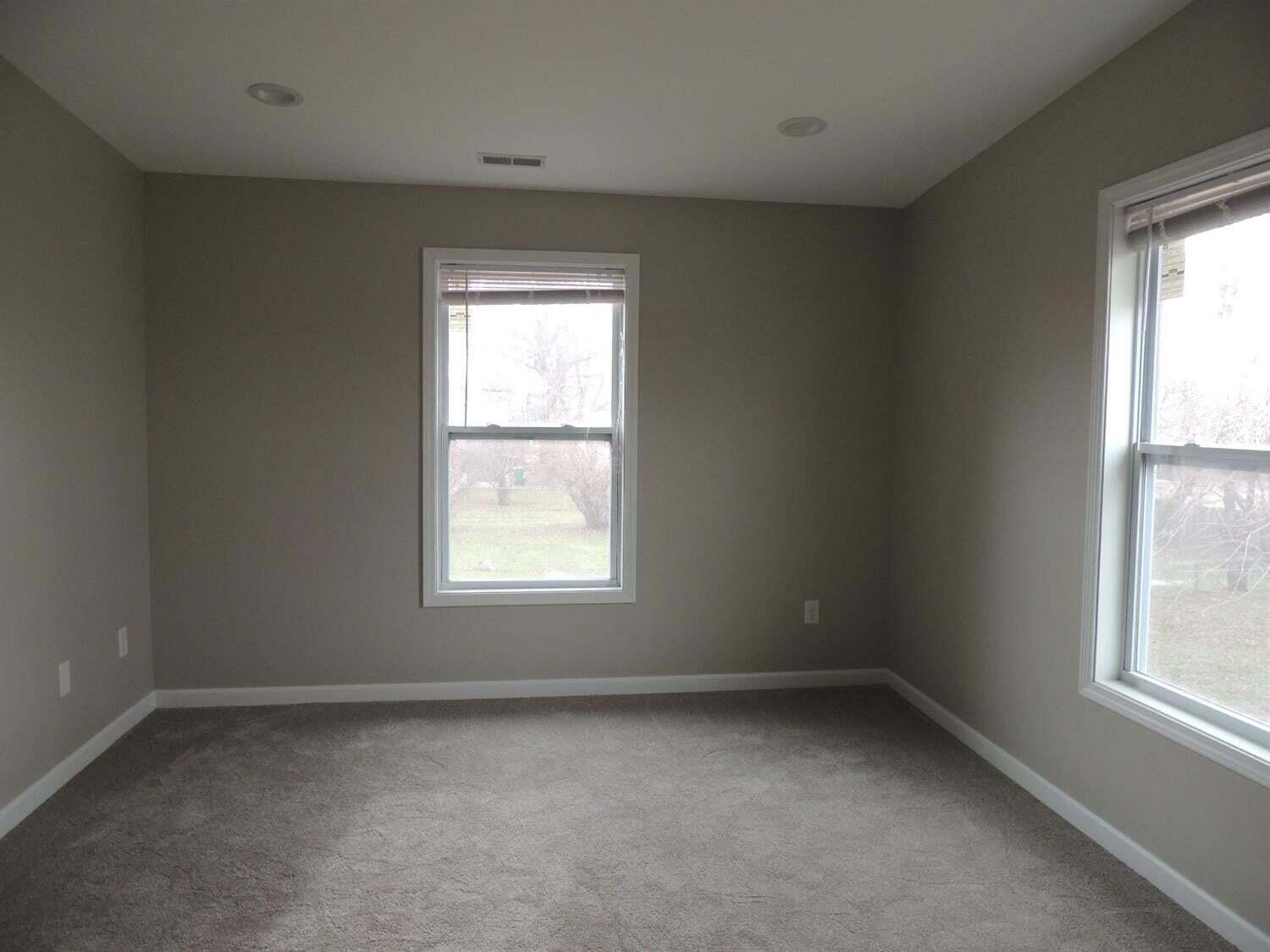 570 Wabash Road, Unit 2 Milan, MI 48160 - Photo 5 of 12 5 wabash