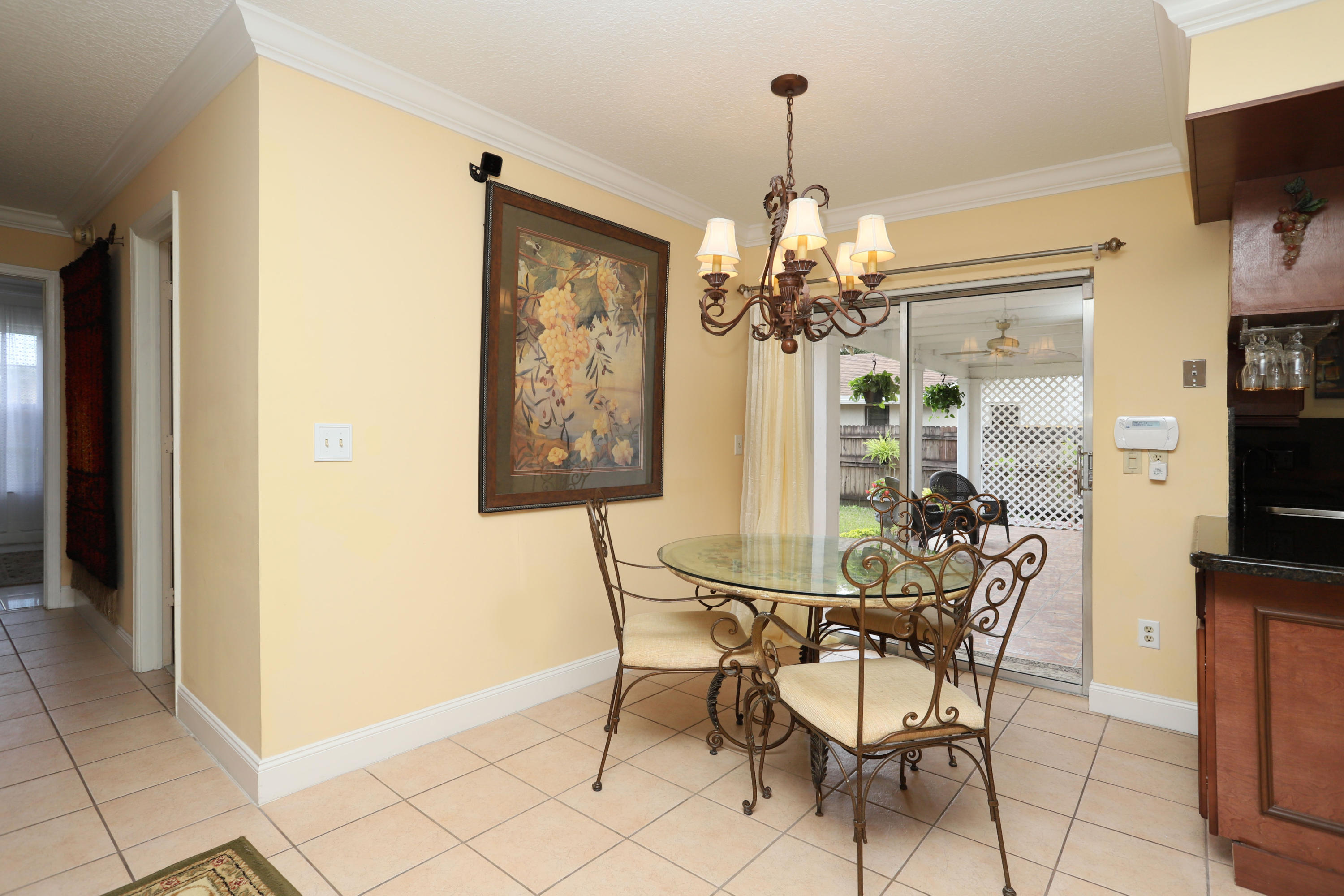 23090 Southwest 53rd Avenue Boca Raton, FL 33433 - Photo 5 of 19 Eat-in Kitchen